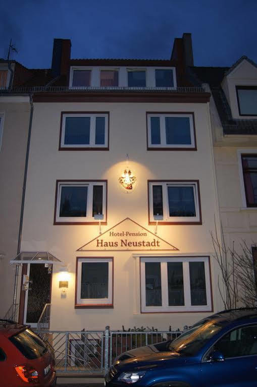 Hotel-Pension Haus Neustadt BRE Exterior foto